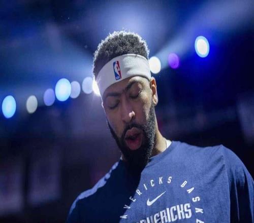 里奇保罗否认了，他希望独行侠在交易截止日期前交易戴维斯