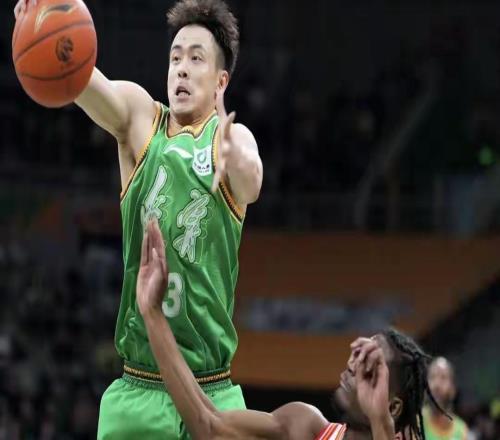 辽宁队惨败，杨鸣下课，却收重大好消息