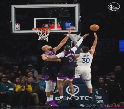 5连败！断崖式下坠！垃圾时间冲突爆发