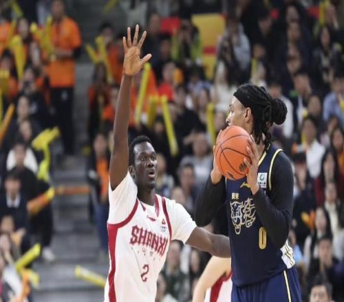 CBA最新排名！差距仅1场，3队抢第1山东冲前4，辽宁跌出季后赛