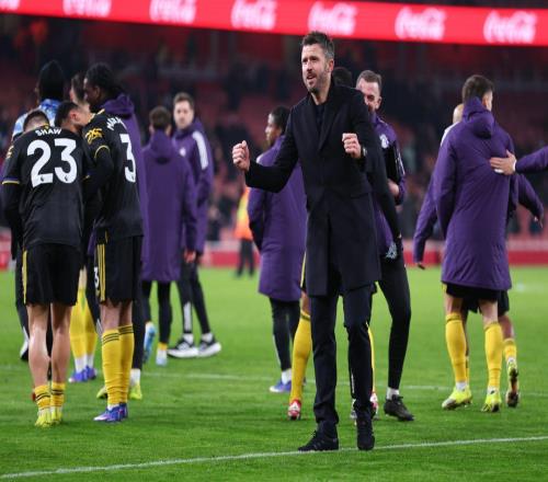 曼联更衣室定调！连斩曼城阿森纳后，卡里克发出明确的更衣室信息