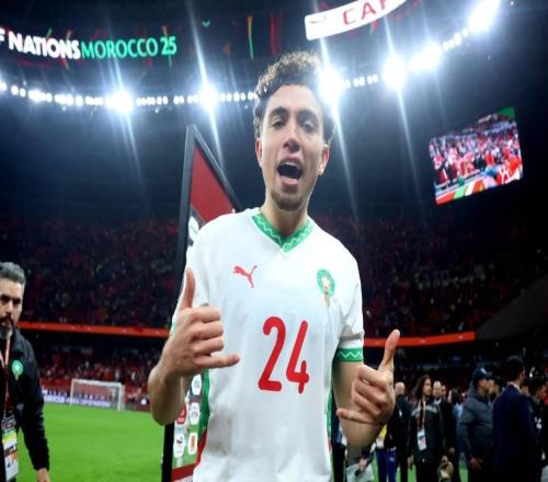 记者：皇马球探非洲杯期间考察了艾纳维，进行了初步接触