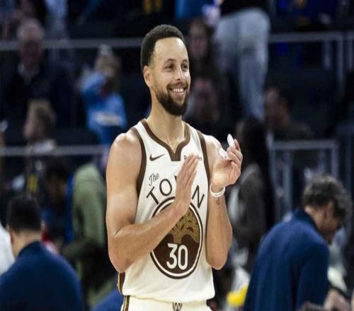 坏消息，勇士队斯蒂芬库里因伤缺席与森林狼队的比赛