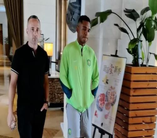 抵达海口，北京国安外援达万已经归队