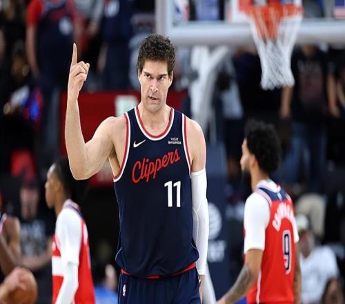 护框能力确实出色，但快船内线老将的手感还是一塌糊涂的水平