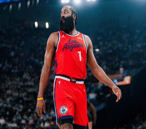 小卡25分钟得到28分快船轻取篮网，哈登19分6篮板8助攻