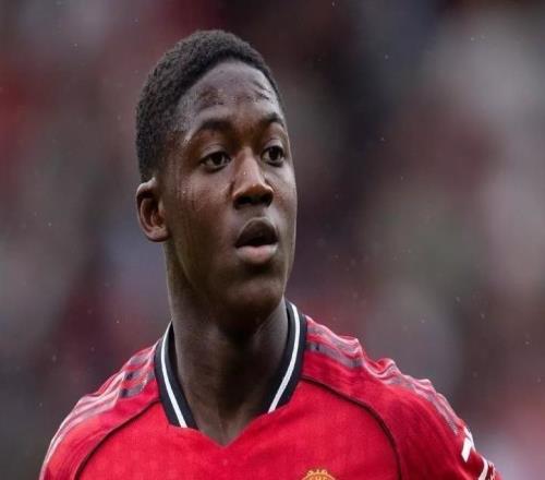 罗马诺：冬窗后曼联将推进梅努续约，新合同将涨薪并期限更长