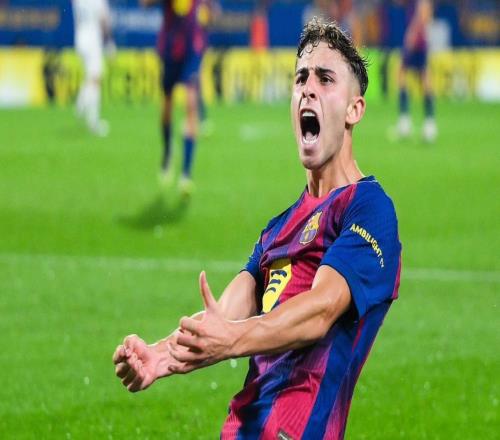 10球10助，费尔明是巴萨队史第三位单赛季进球助攻两双的中场