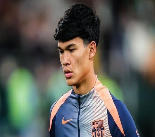 【早报】投资未来！大巴黎签下巴萨当红新星