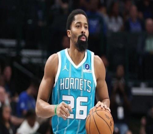 丁威迪：我想为火箭效力，我的好友DFS在那，火箭能争夺冠军