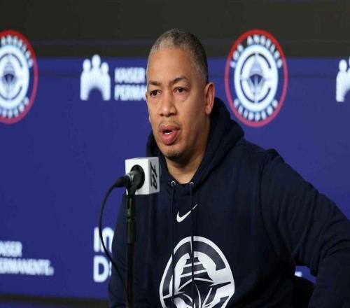 是时候改变了，泰伦卢谈快船队交易截止日计划