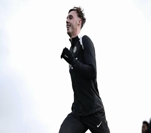 利好，因伤缺战水晶宫的帕尔默今日恢复训练