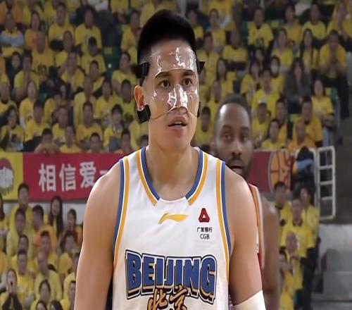 火爆冲突，8786！CBA激烈一战，北京队复仇成功，五人得分上双！