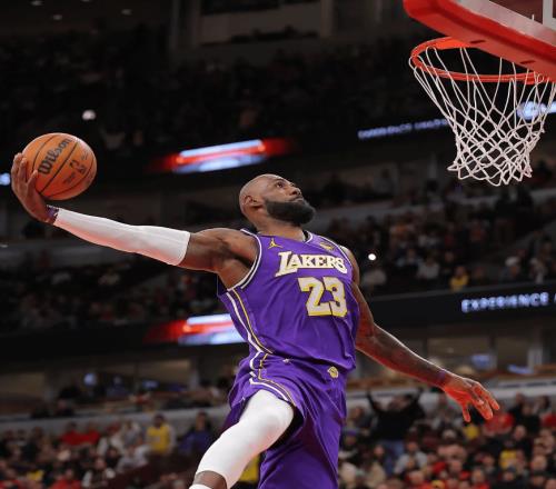 湖人复仇！詹姆斯连创5大NBA神迹，东契奇队史第一，八村塁轰23分