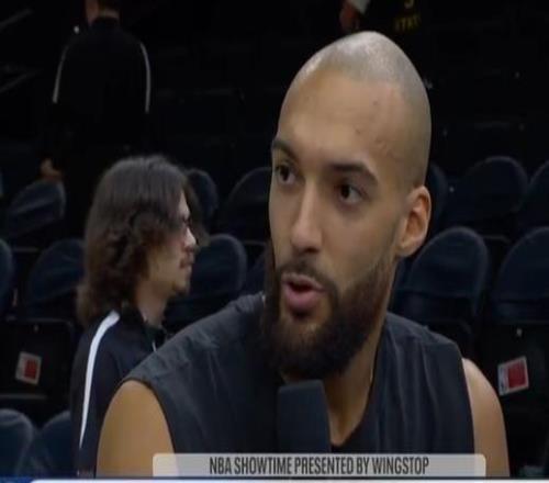 戈贝尔谈明州枪击案：我们打球努力带来快乐，让糟糕的事情暂被忘掉