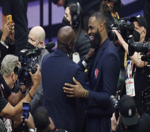 GOAT雷迪克：詹姆斯和乔丹是历史上最伟大的两个球员！