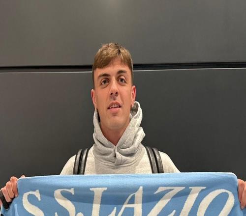 小马尔蒂尼即将加盟，拉齐奥官方晒照：丹尼尔来了