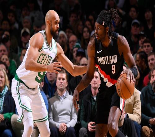 杨瀚森又遭DNP！怀特1攻1防助绿凯力克开拓者布朗20+8+5+4断