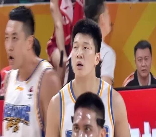 北京首钢1分险胜揪出最大混子！球迷：顶薪成拖油瓶，4投0中