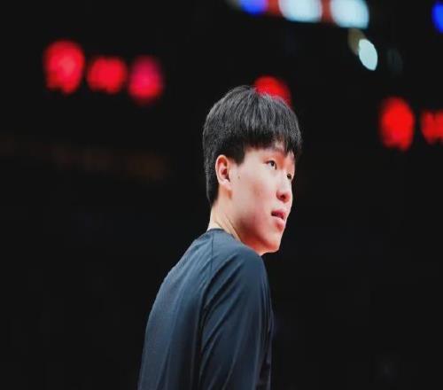 杨瀚森入选NBA全明星新秀赛！但他是发展联盟球员身份
