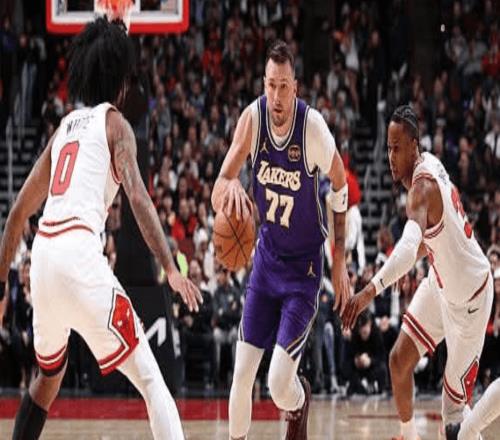 东契奇46+7+11湖人擒公牛2连胜勒布朗24+5八村塁23分