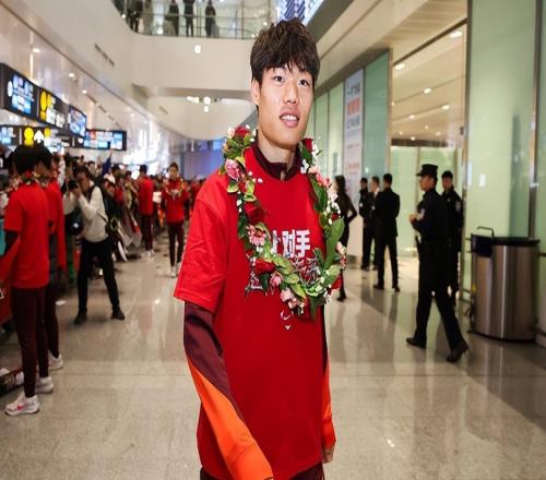 喜讯！泰山队冬窗第一签来了，敲定20岁国足新星，亚洲杯一鸣惊人