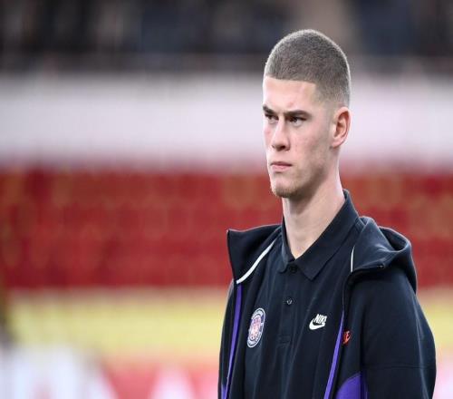 罗马诺：布莱顿2400万报价克雷斯维尔被拒，水晶宫也进行问价