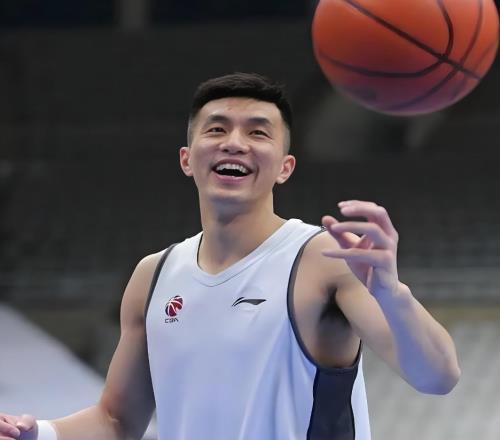 弗格接受采访，点评郭艾伦