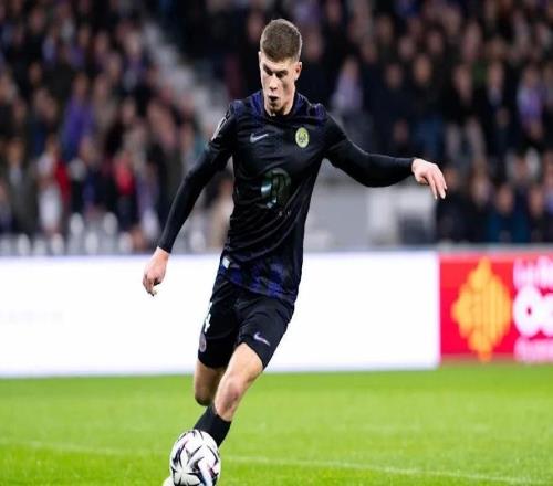 天空：图卢兹拒绝了两份对克雷斯维尔的报价，其一来自英超