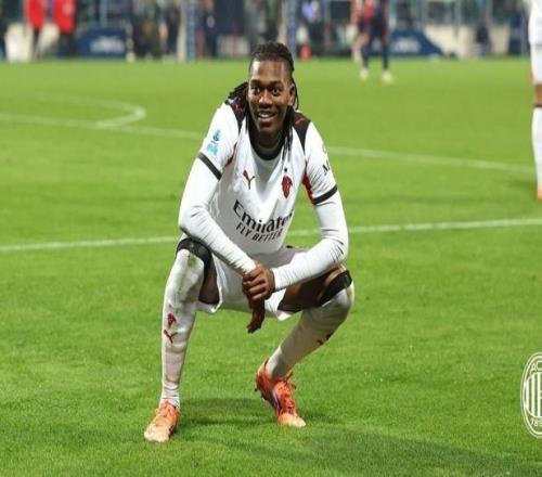 足球市场：米兰已经开始讨论莱奥续约，球员愿意留队