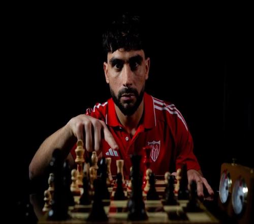 官方：马赛前锋莫派租借加盟塞维利亚，含买断权