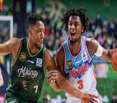 1分50秒连追8分逆袭反杀！CBA本赛季最疯狂一幕：新疆都被打懵了