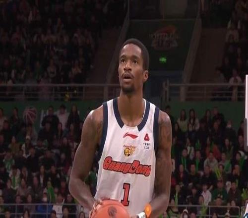 央视直播！今晚735，广东斗强敌，杜锋冲5连胜，一人缺阵留隐患