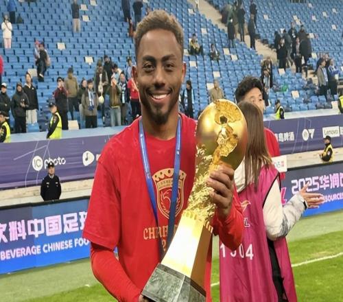 两场丢10球中超冠军遭俄超劲旅羞辱暴露诸多短板中超卫冕堪忧