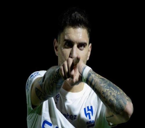 有望留队，记者：鲁本内维斯已经和利雅得新月深入谈续约