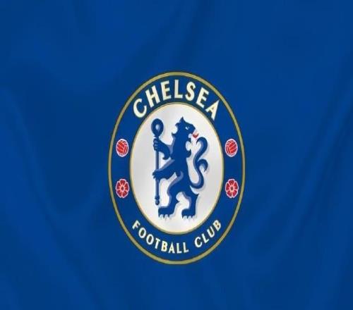 太阳报：约25名那不勒斯极端球迷追赶切尔西球迷后将其刺伤