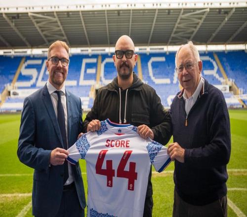 官方：雷丁任命英格兰足坛首位AI主管，助力球队重返英超