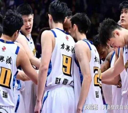 CBA疯狂一夜：四川惨负52分吞20连败，最新积分又乱了：榜首易主