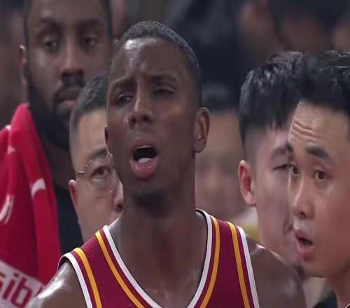 事情闹大！山西罚单在路上，输不起骂人+吐口水，陈盈骏暴怒被拦