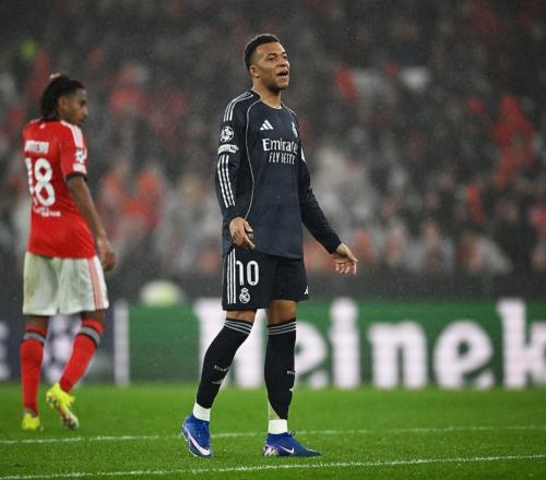 24！姆巴佩双响难救主，穆里尼奥掀翻老东家，皇马无缘欧冠前八