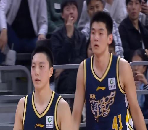 不打了！广东最大克星被曝离队，或被朱芳雨“白菜价”捡漏签下