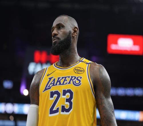 名记：詹姆斯可能对退役巡演没兴趣！