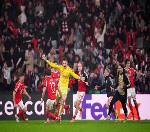 乌克兰门将特鲁宾补时头球绝杀皇马穆里尼奥率本菲卡重返欧冠