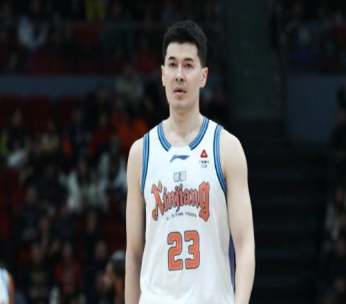 关键4罚不中！新疆爆冷1分惜败同曦阿不都21+5赵柏清准绝杀