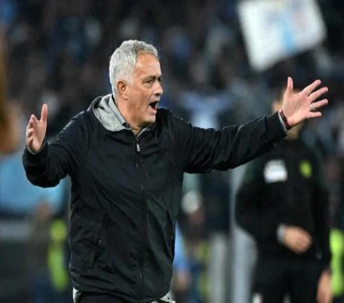 极限逆袭！本菲卡开局4连败却压哨晋级门神绝杀穆帅狂奔庆祝