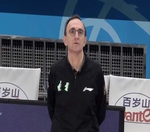 被打回原形，辽宁男篮队史首败宁波赵继伟8+6低迷替补5将没得分