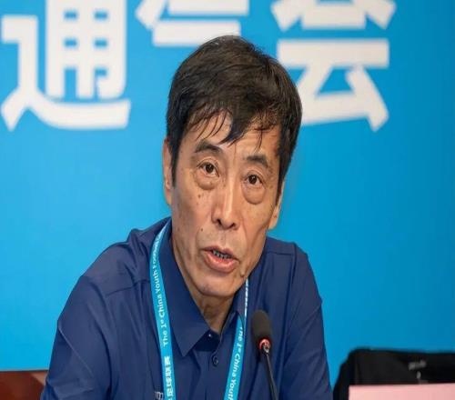 终于理解中国足球，“活”得太不容易了