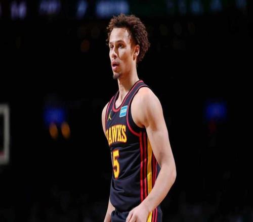 丢东部第二！绿军难阻老鹰6人上双夺4连胜杰伦19+14+7布朗21+7