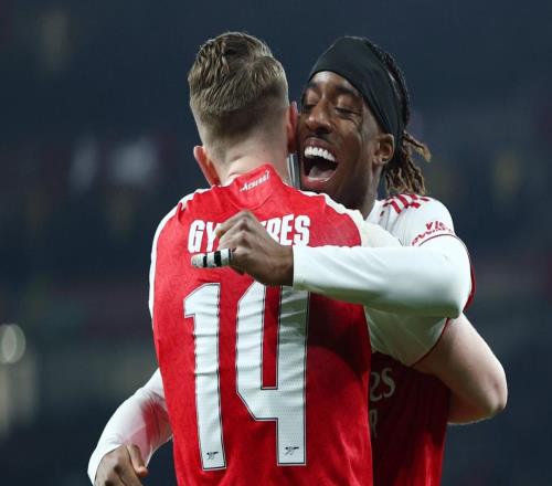 夺冠最大热门诞生：欧冠8战全胜，英超成最大赢家：5队直接晋级