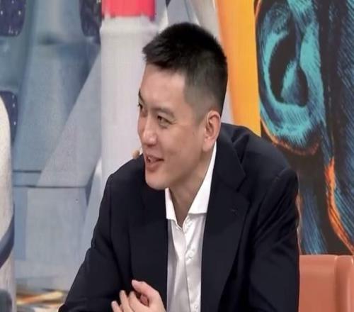 辞职后有何计划杨鸣：个人意愿先解说，边学习边等待工作机会